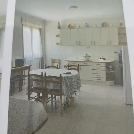 Torrealtina لواركا